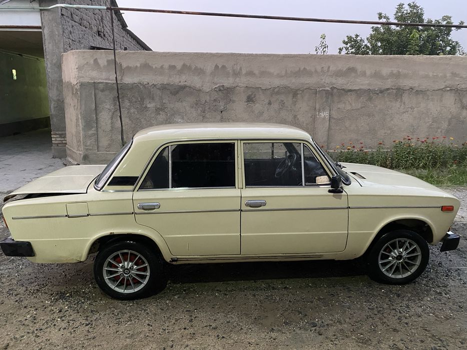 Vaz 2106 sotiladi