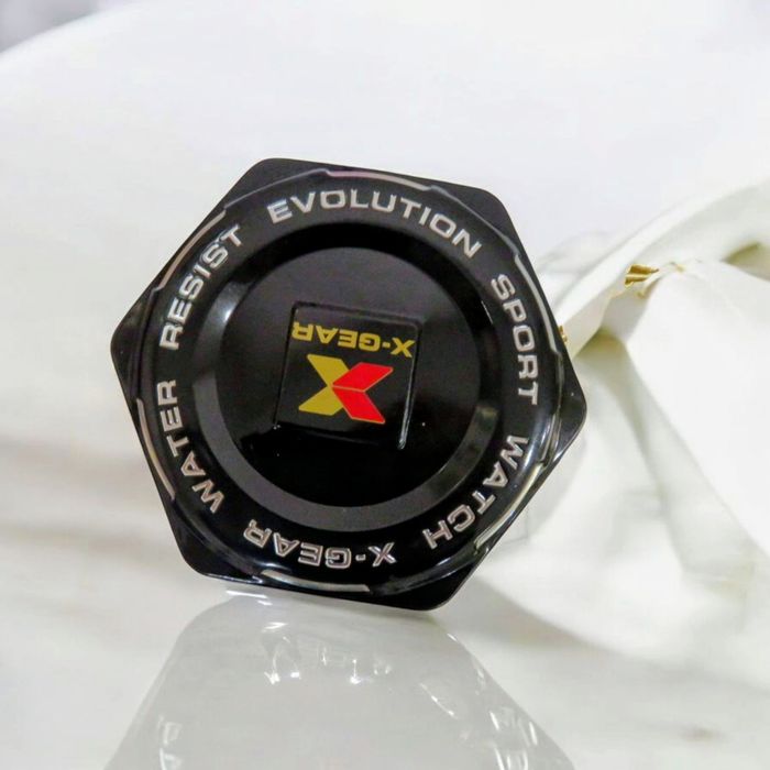 Мъжки часовник X-GEAR, бонус машинка за регулация на верижката.