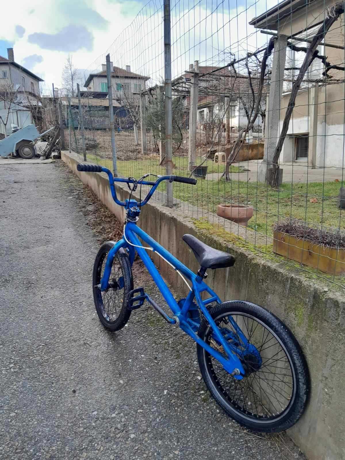 Колело BMX ,син цвят