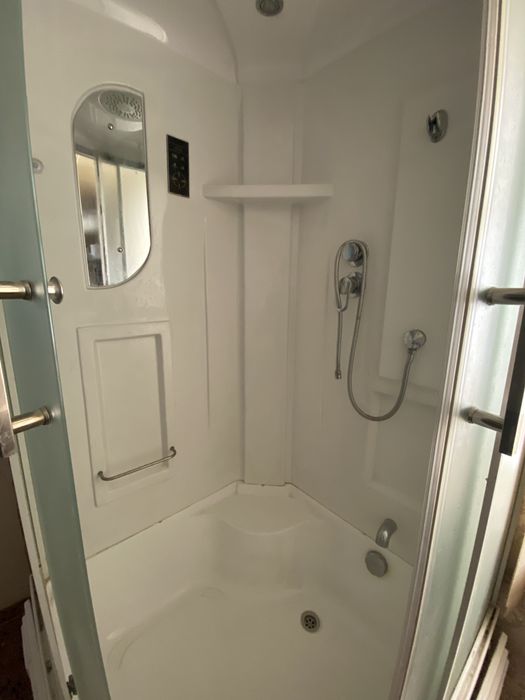 Aaaaassasssssjahshdhdhshshshsh