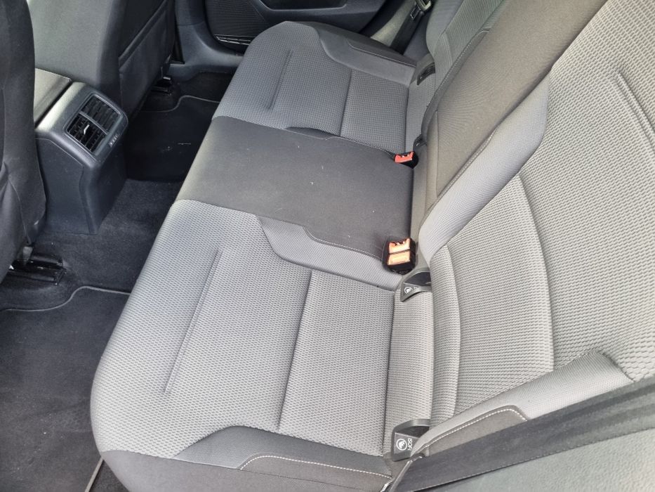 Vând Volkswagen Golf 7