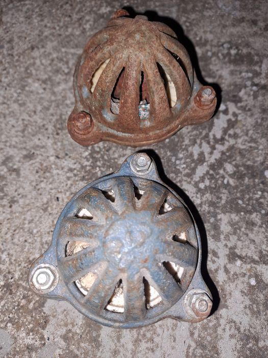 Смукател за вода от Соца.