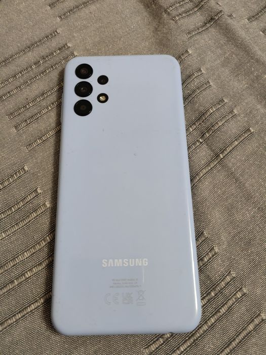 Продавам Samsung A13