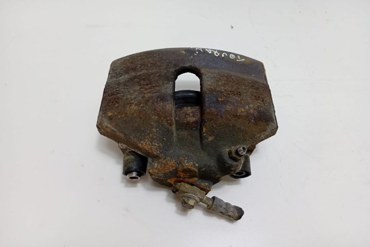 Etrier  dreapta fata Volkswagen VW Touran prima generatie (facelift)