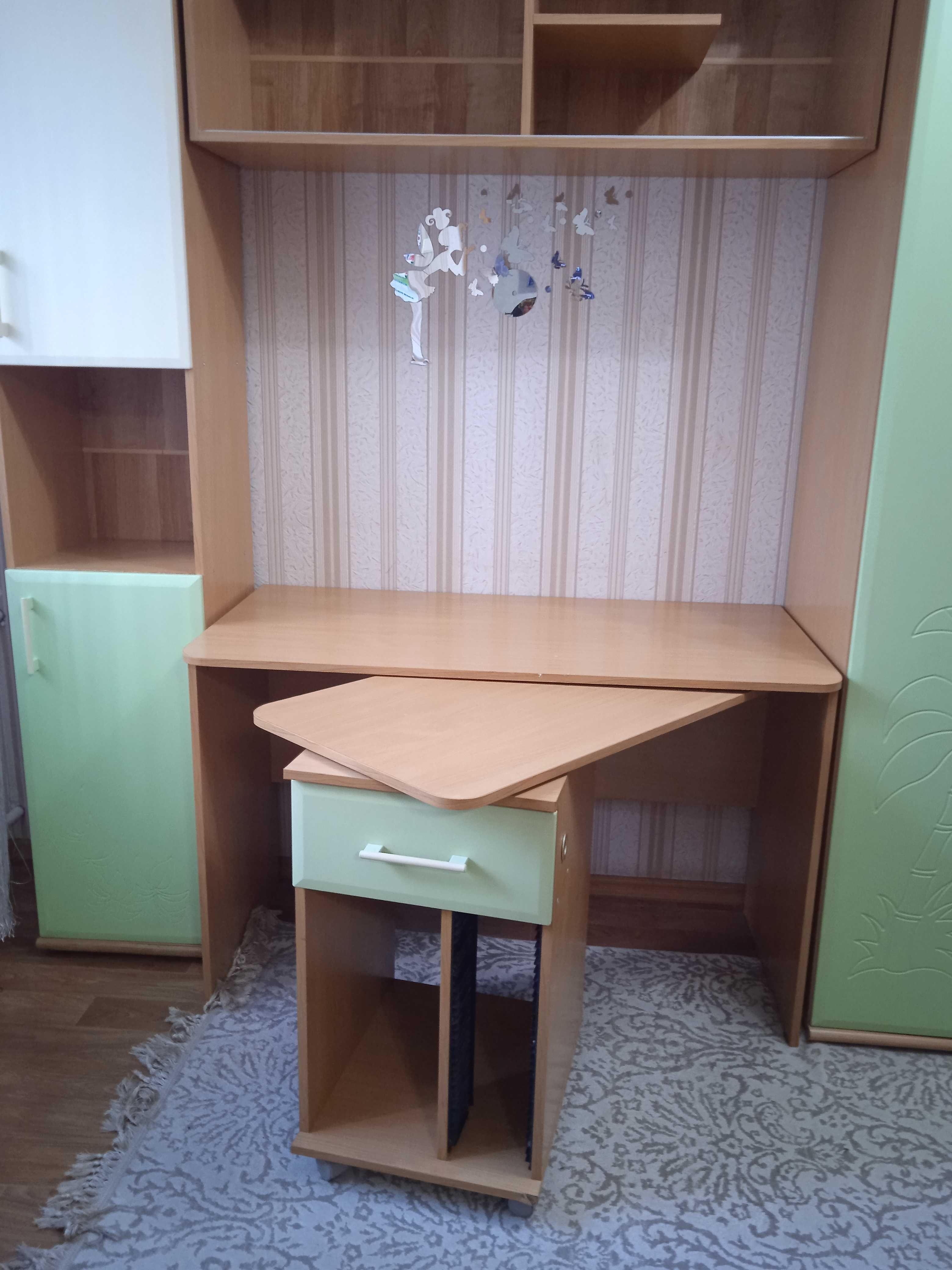Стенка в детскую