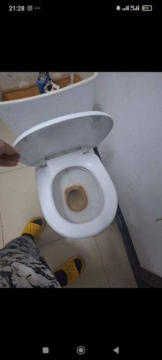 Унитаз б/у продам