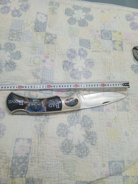 Сувенирный нож китайский оригинальный и московский салдатский наборс