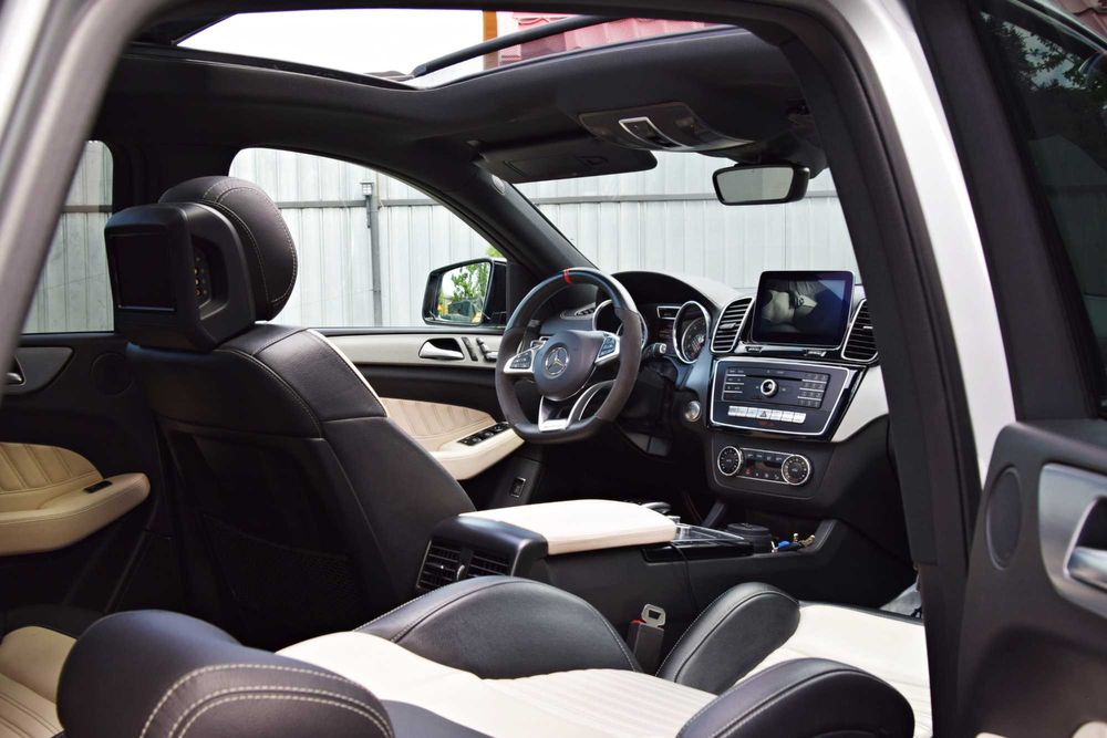 Mercedes-Benz GLE Coupe E43 AMG 4MATIC, Panoramic/Pachet entertainment