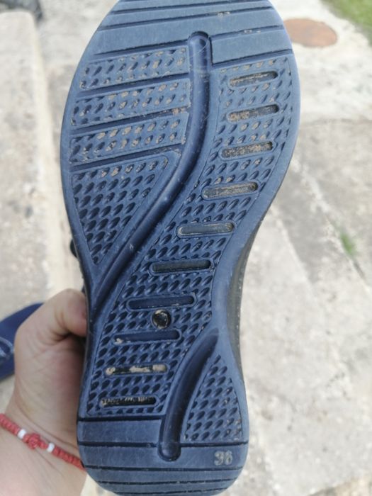 Спортни дишащи обувки -36 номер