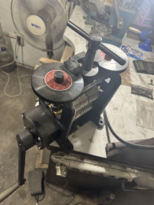 Вальцы ручные почти новые