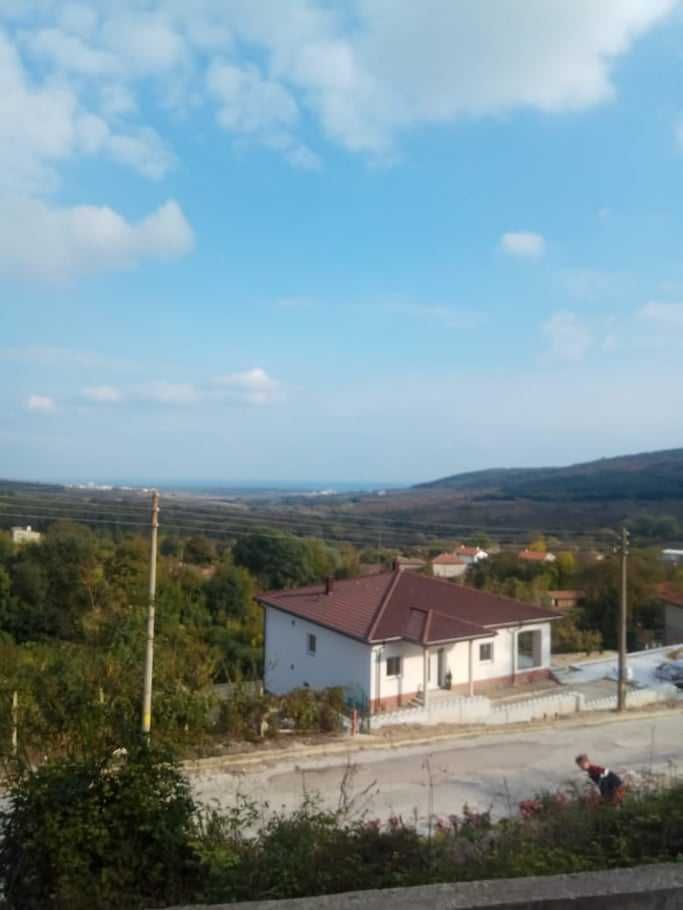 Тристаен апартамент с панорамна гледка, с.Ген.Кантарджиево