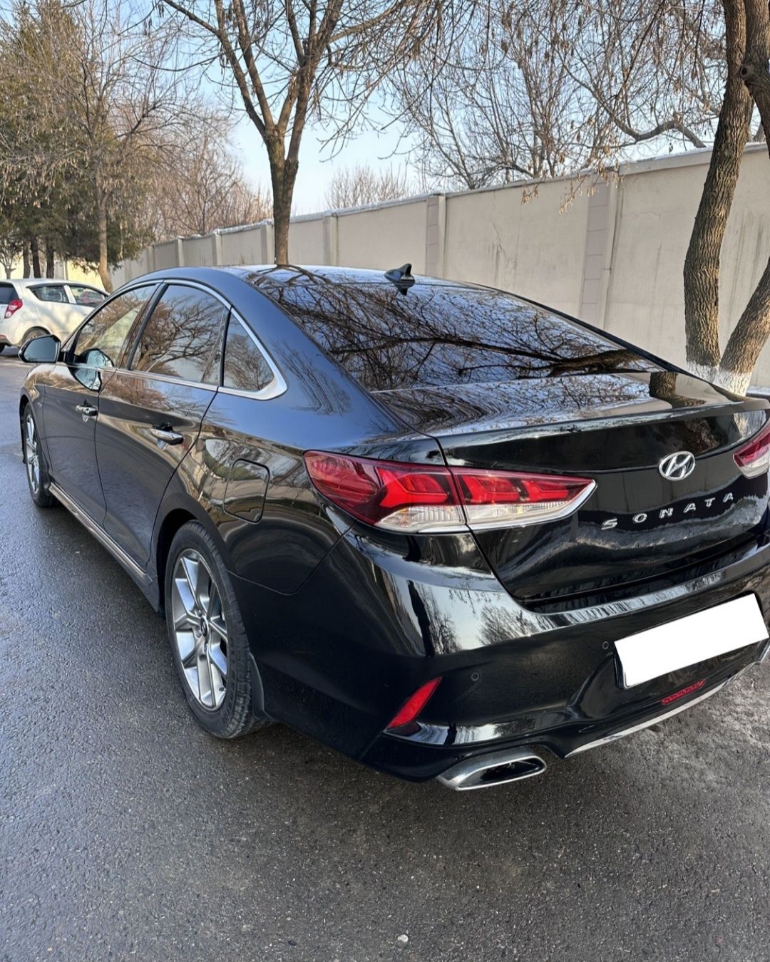 Продаётся Hyundai Sonata или обмен только квартиры