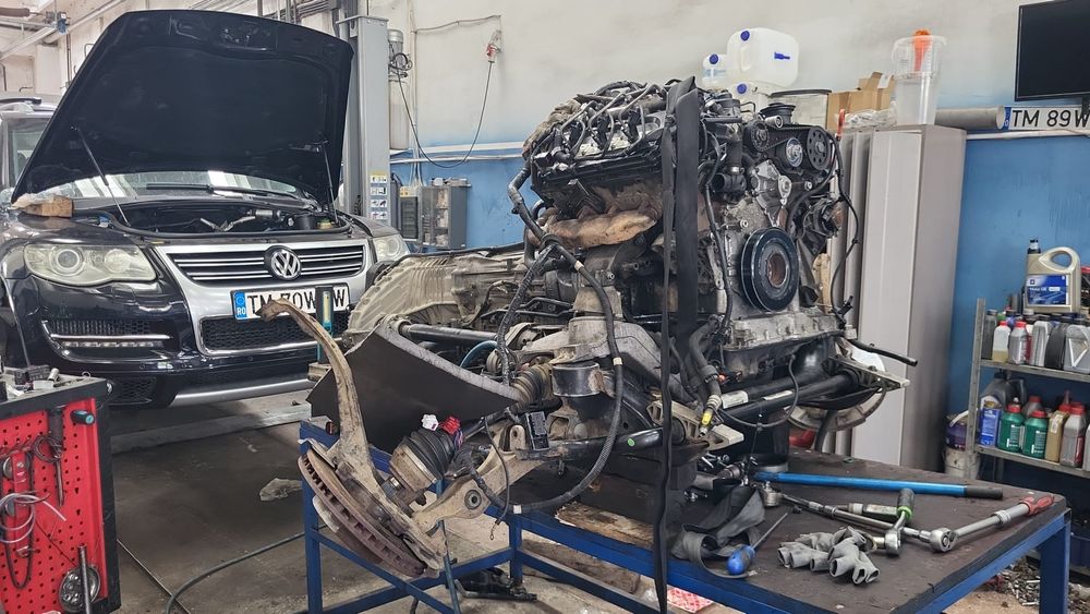 Vând piese motor 3.0 tdi CASA