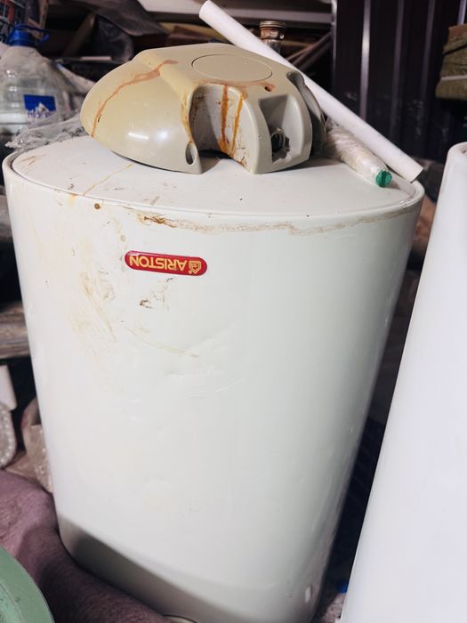 Продается котли и аристони