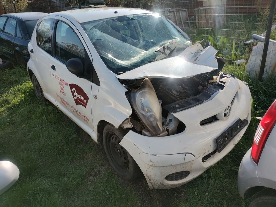 Toyota Aygo на части
