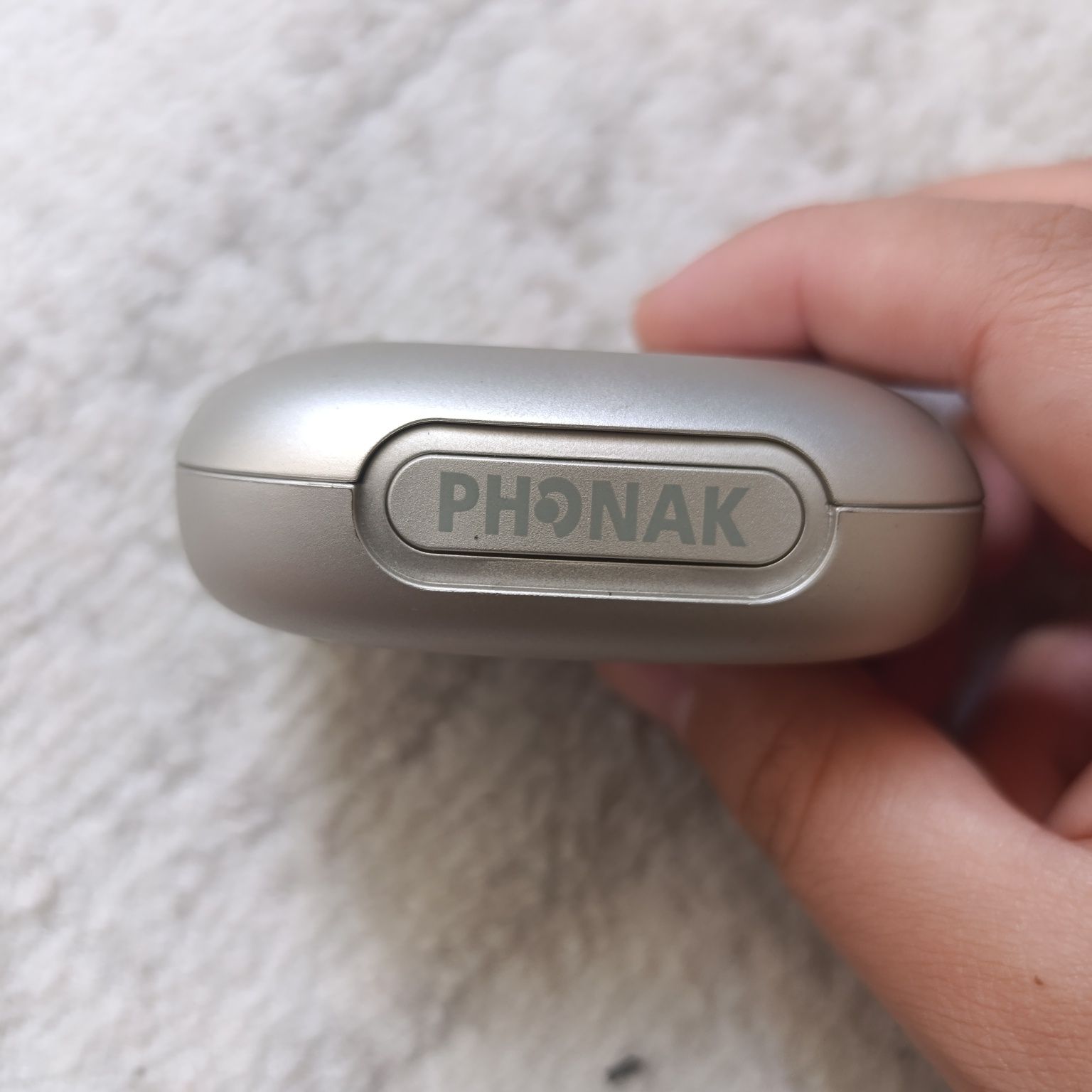 Phonak aqilli eshitish moslamasa