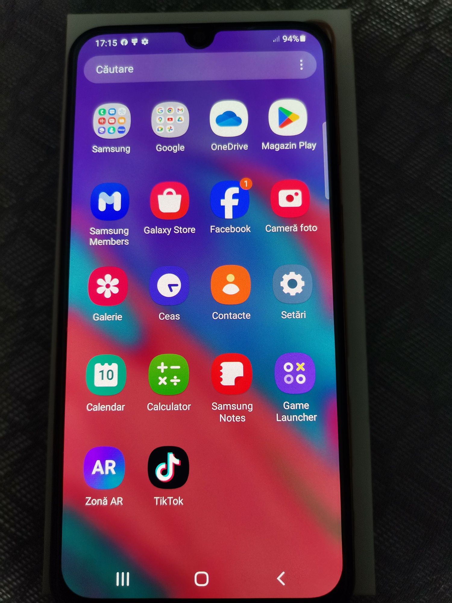 Vând Samsung Galaxy A40 64 Gb 4Gb Ram