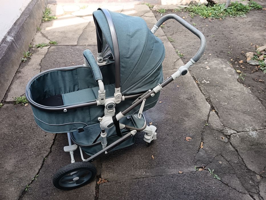 Зимняя коляска в отличном состоянии