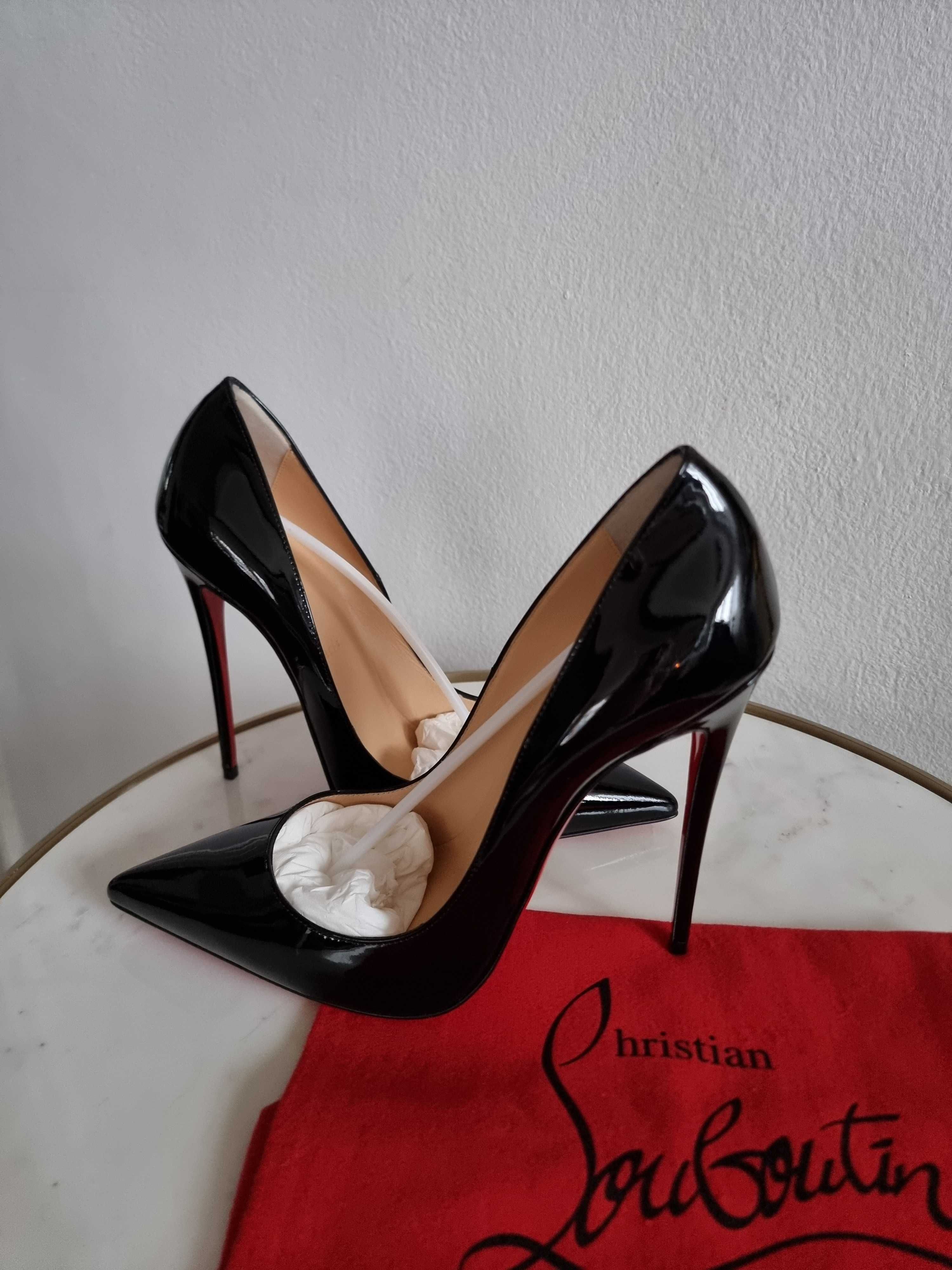 Оригинални обувки Christian Louboutin