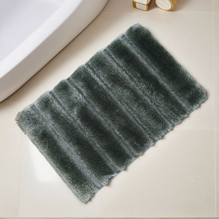 Мягкий пушистый коврик