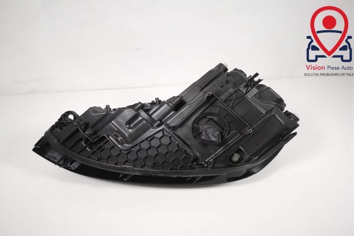 Far Dreapta Original Full Led Adaptiv In Stare Buna Volkswagen VW Golf