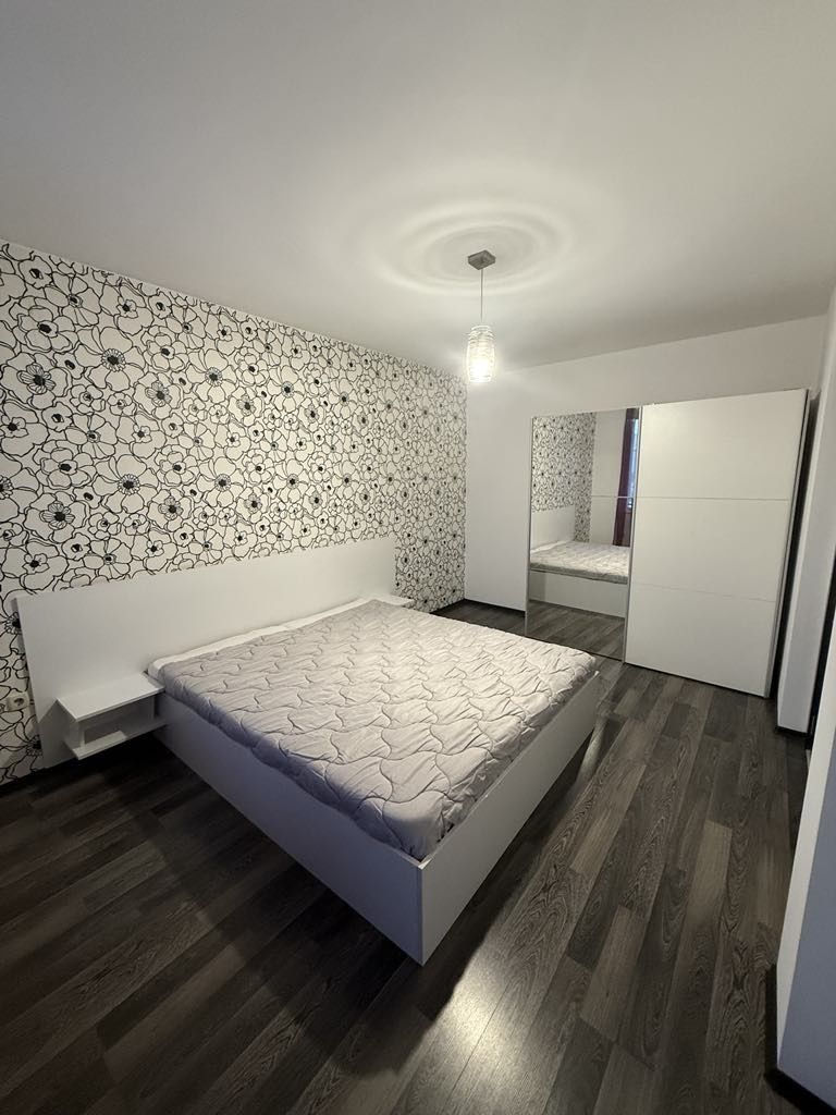 Дава се под наем Тристаен апартамент в Габрово, Център - 100 кв.м за 408 € - Снимка #4