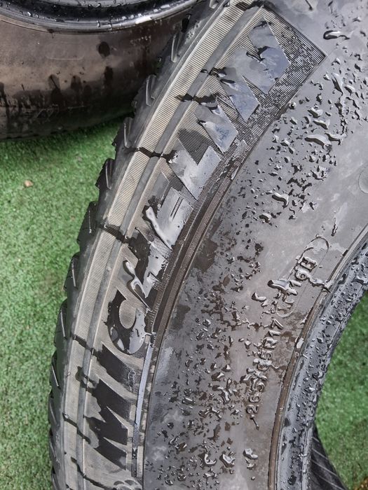 265 65 17 MICHELIN LATUDE  4бр зимни