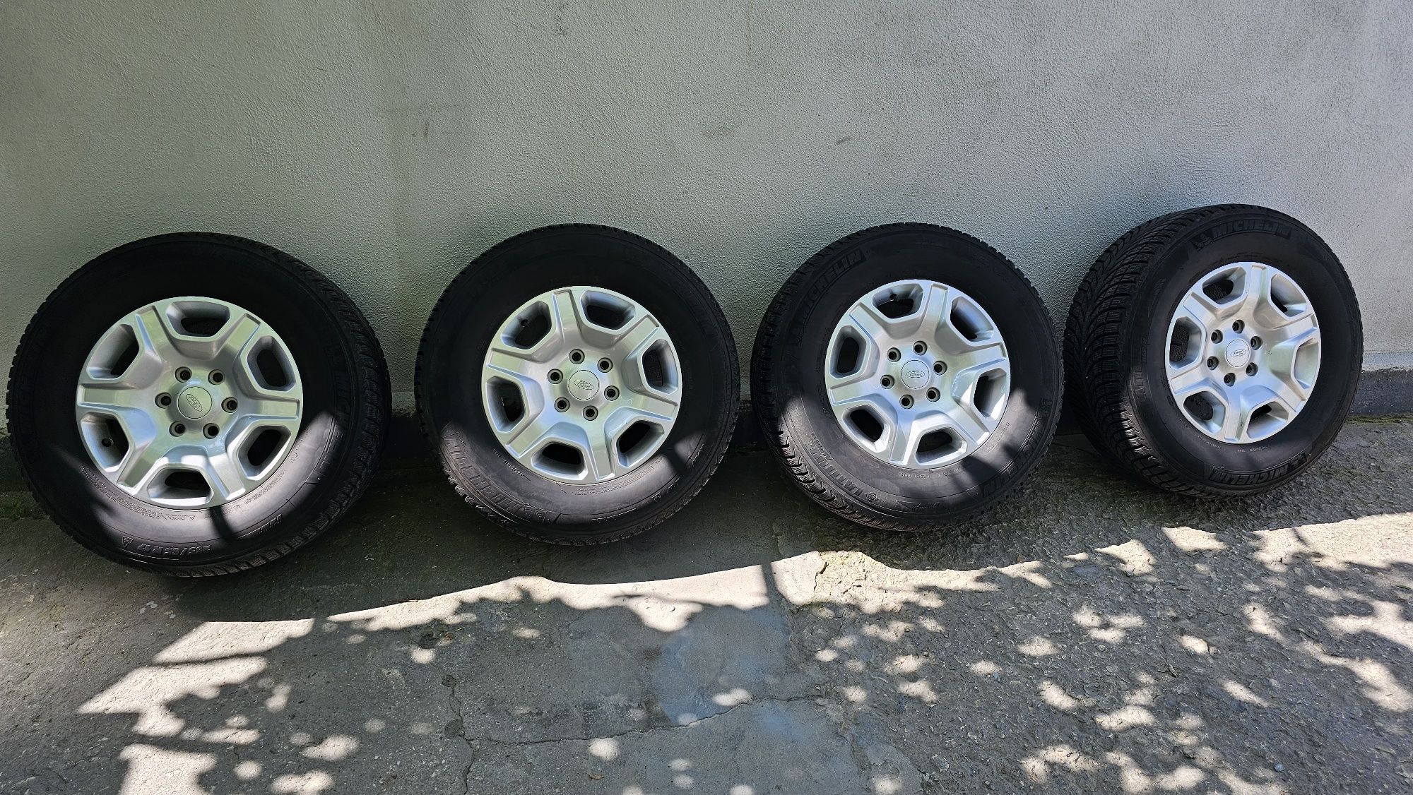 Гуми MICHELIN зимни със джанти Ford Ranger 6х139.7 Форд рейнджър