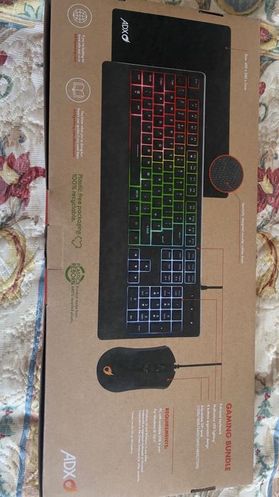 Мишка клавиатура и мауспад