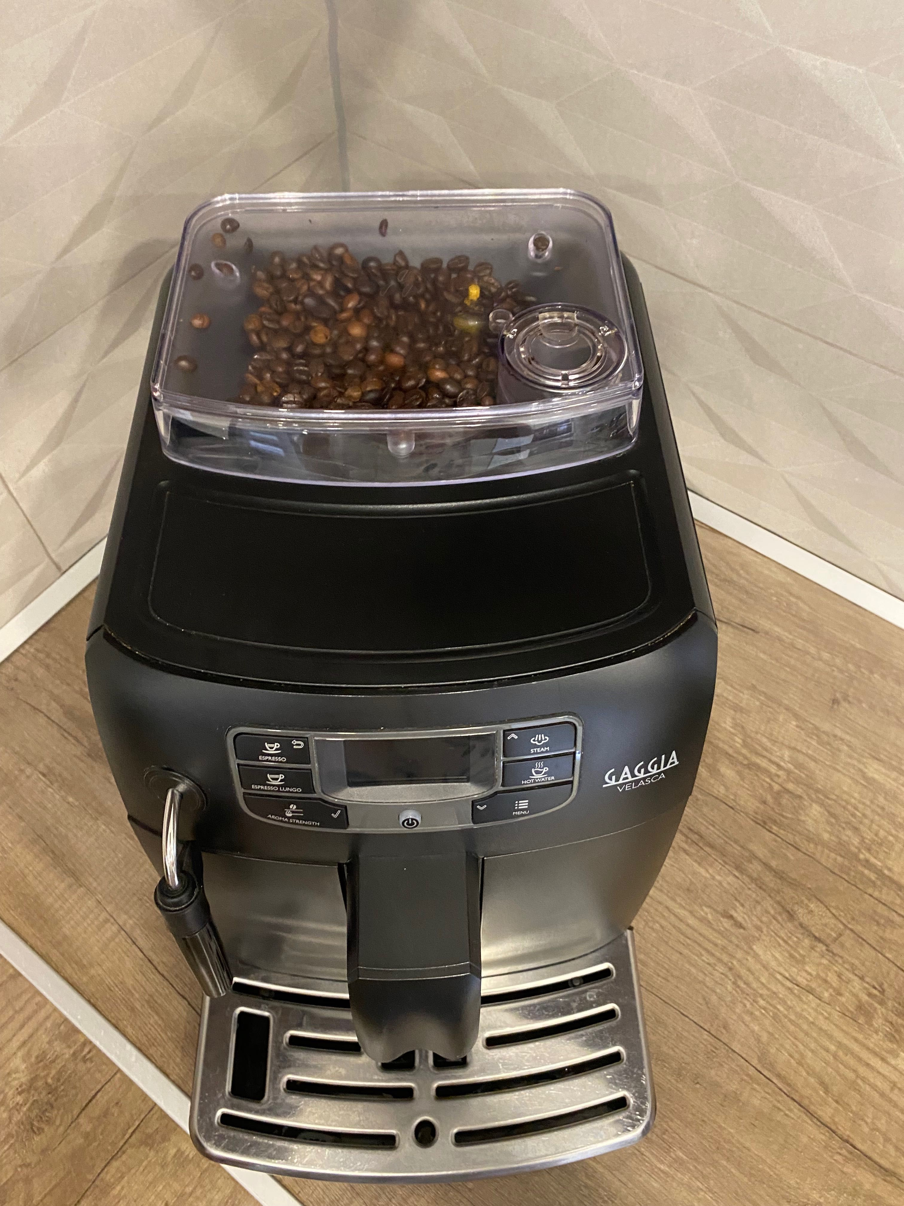 Vând aparat profesional de cafea Gaggia Velasca