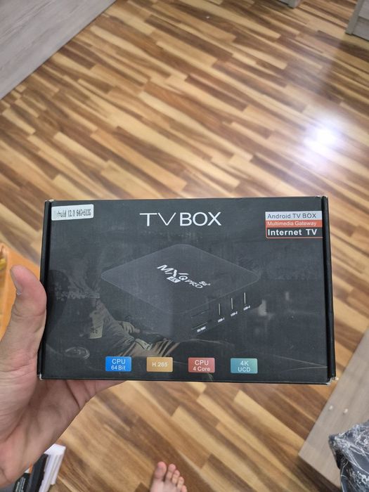 TV box смарт телевизор