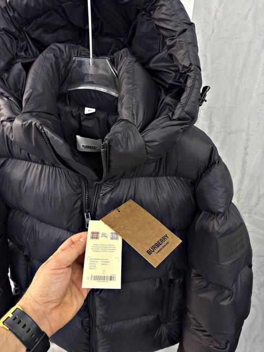 Черно Яке burberry