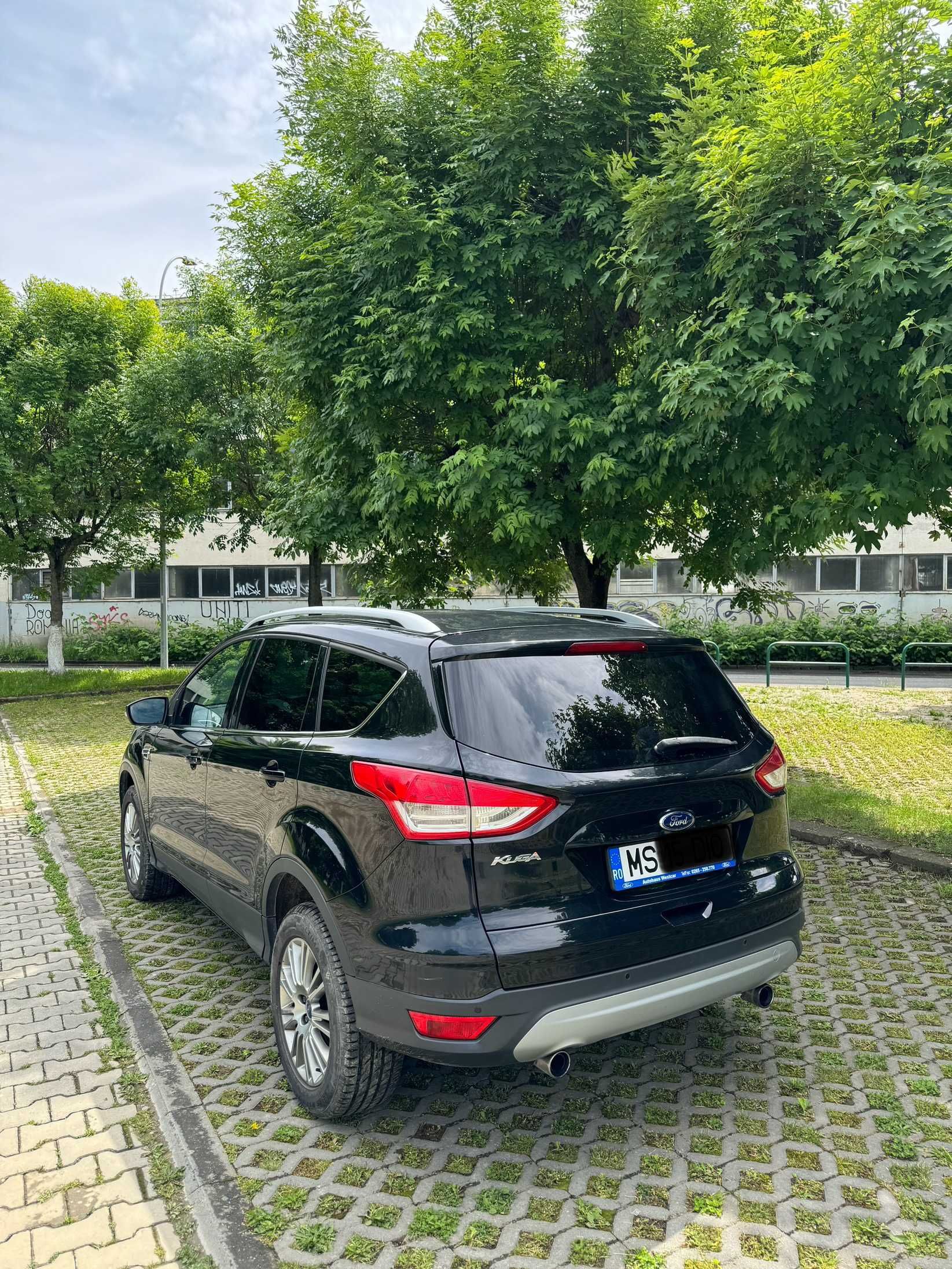 Ford Kuga Titanium 4x4 2,0 dci 163 cp - 2014