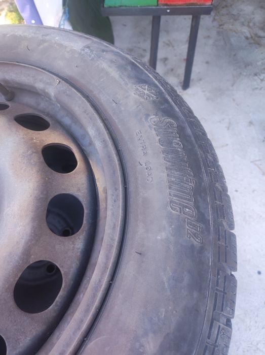 Гуми с джанти 205/60/16 зимни