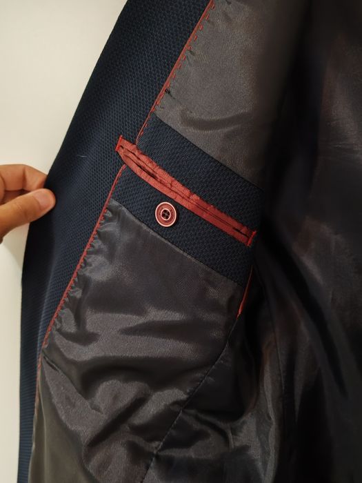 Sacou albastru, marime 46, corespondent M