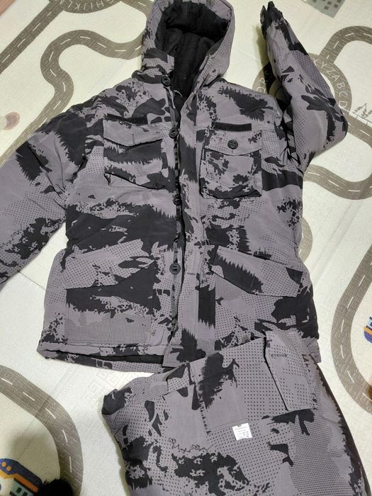 Продам зимний комплект новый