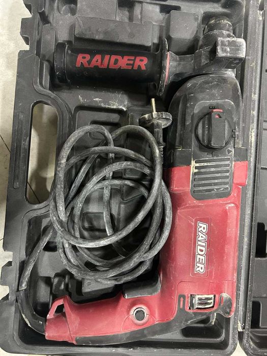 Перфоратор RAIDER RD-HD 38 800W 26mm 4 функции 2.5J