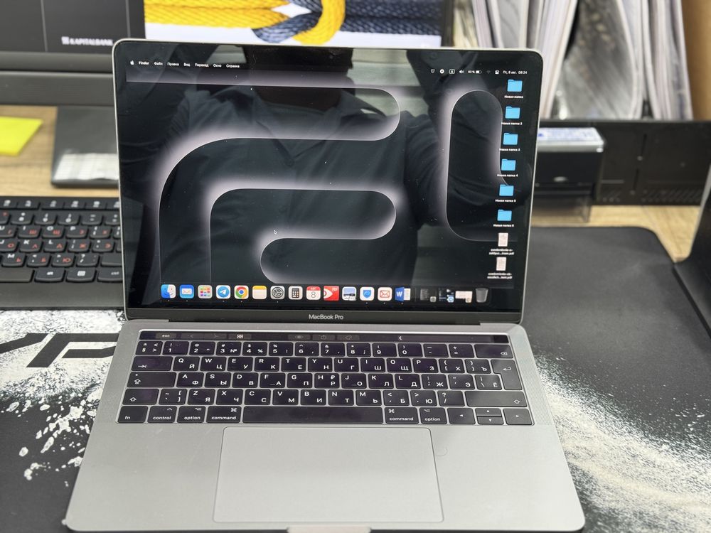 Macbook PRO core i7 16/256 13 inch 82 sikl