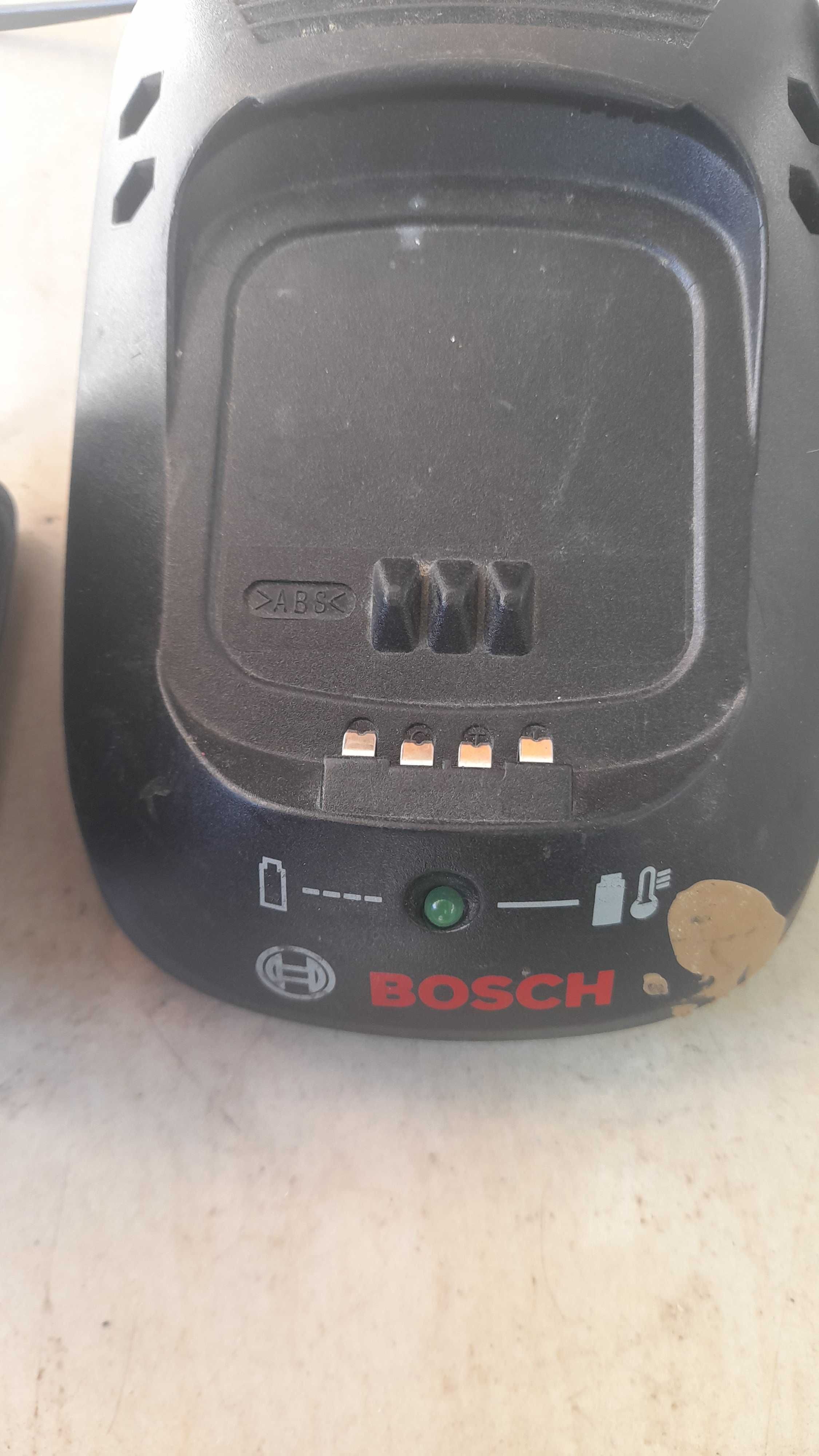 acumulator si incarcator bosch 18v,