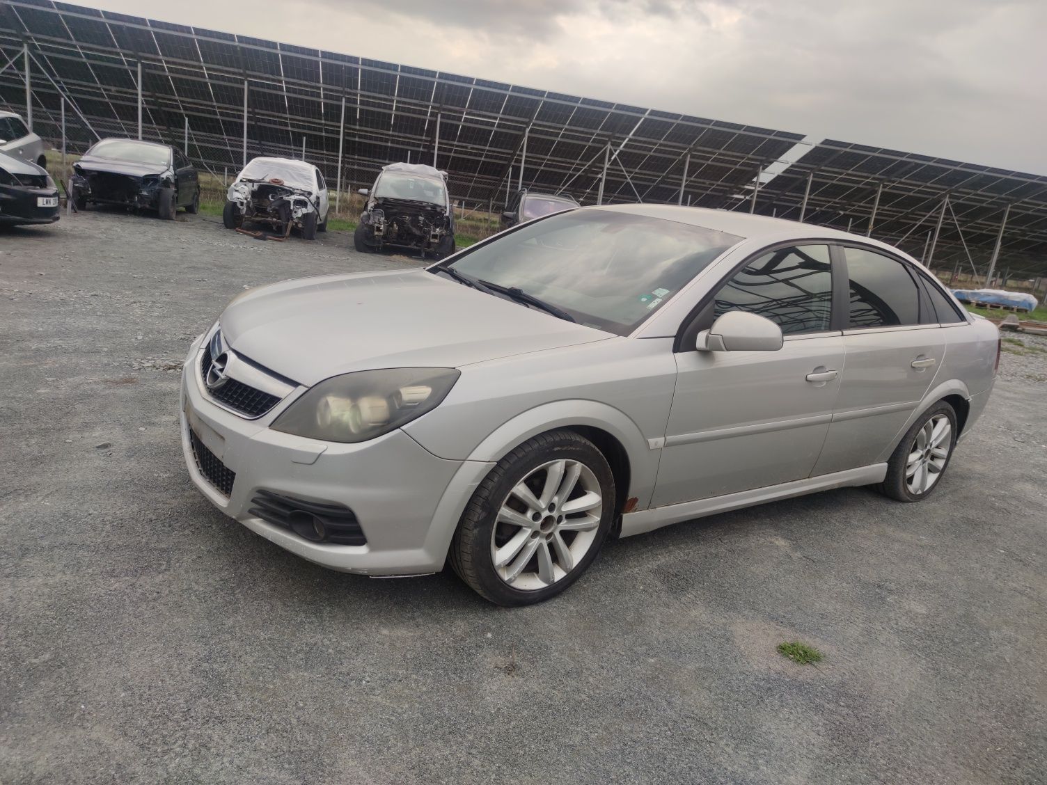 Опел Вектра Ц 1.9 150к.с автомат 2007г. Opel Vectra C 1.9cdti 150k.s