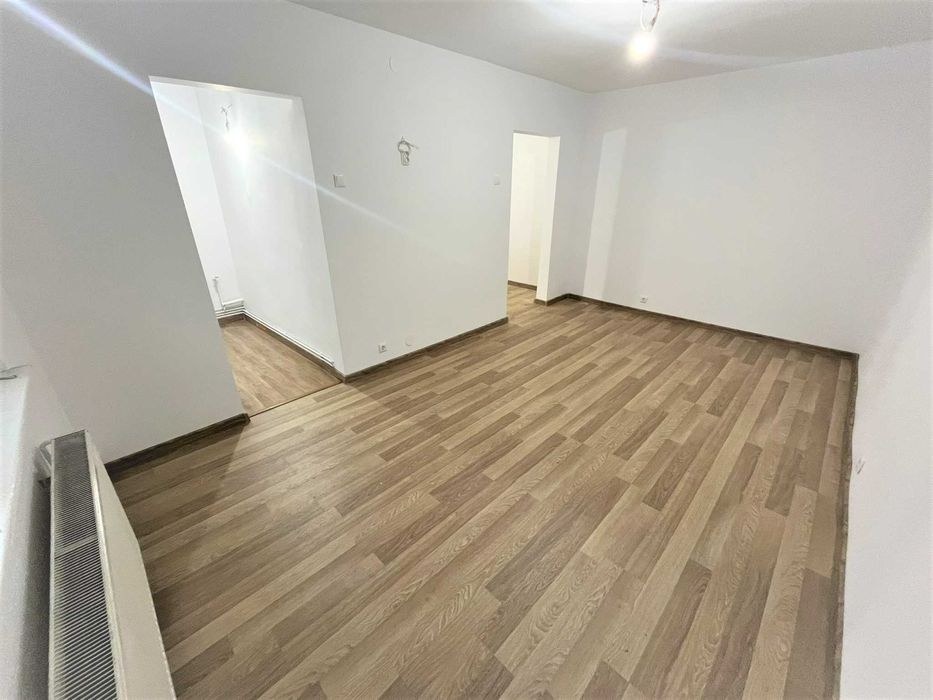 Sibiu Chirie| Cabinet/Birou 30mp renovat | Sub Arini | Parter | 400€