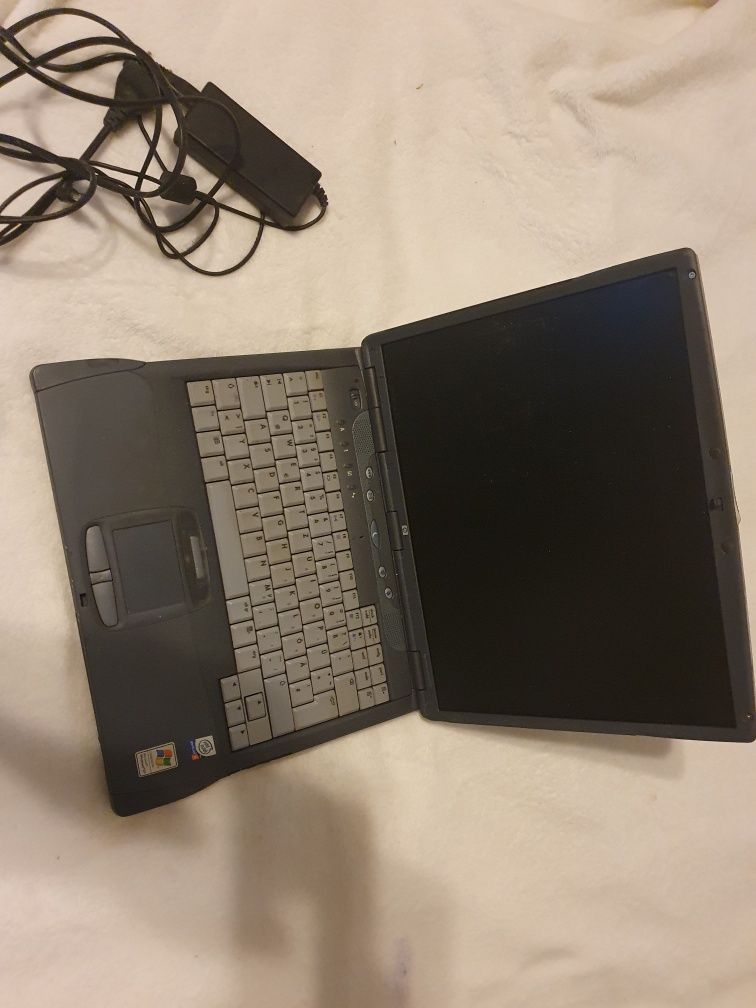 Hp omnibook 6200- vintage