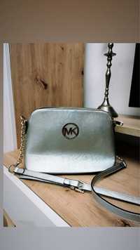 Vand geanta michael kors