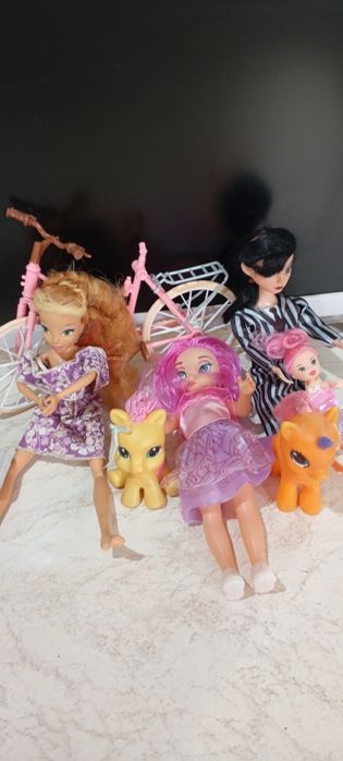 Куклы Барби , ручки и ножки сгибаются