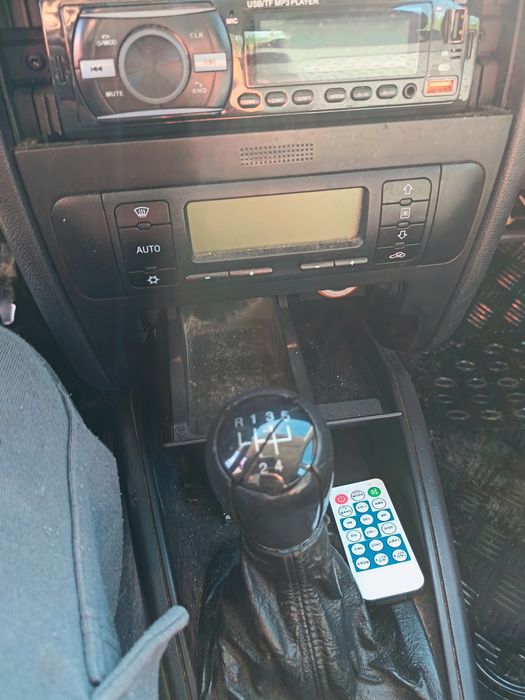 Seat Leon 1.6 Benzină + GPL (nefuncțional momentan) – 2001