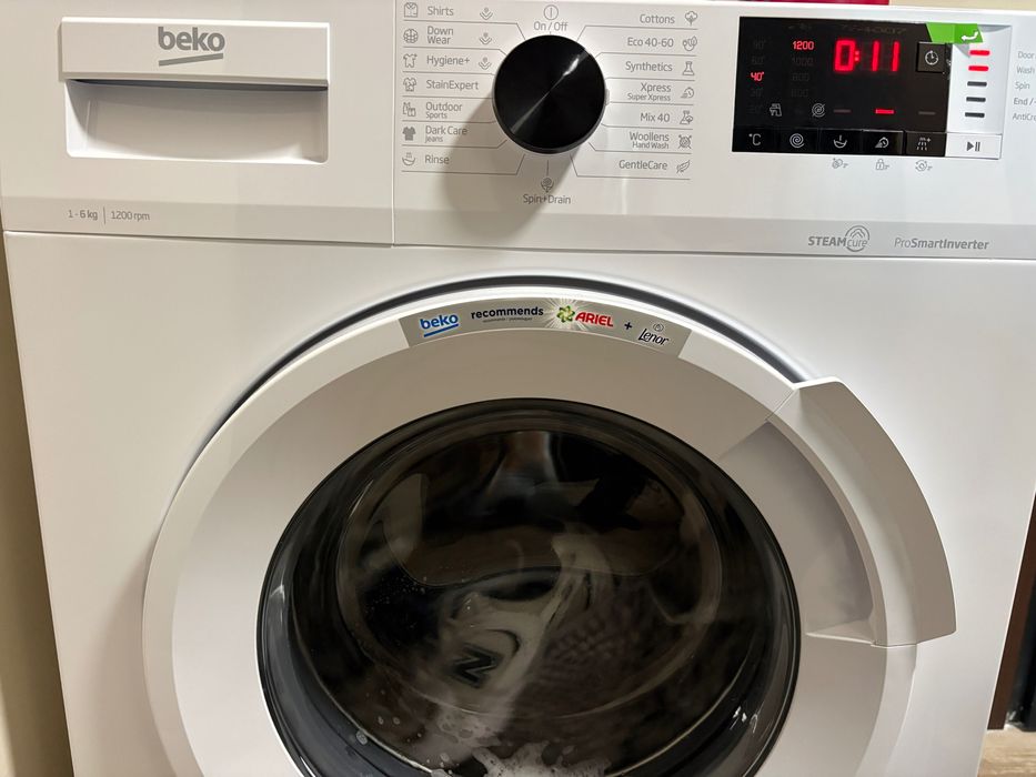 Продавам пералня Beko WUE 6622 ZW Slim