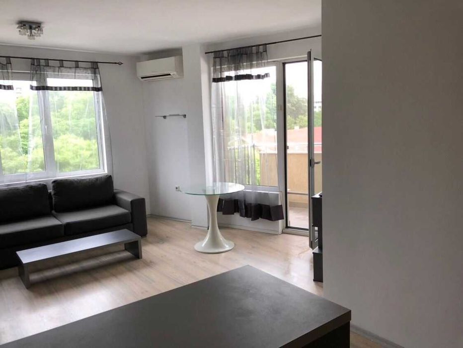 Дава се под наем Тристаен апартамент в Пловдив, Кършияка - 75 кв.м за 433.5 € - Снимка #3