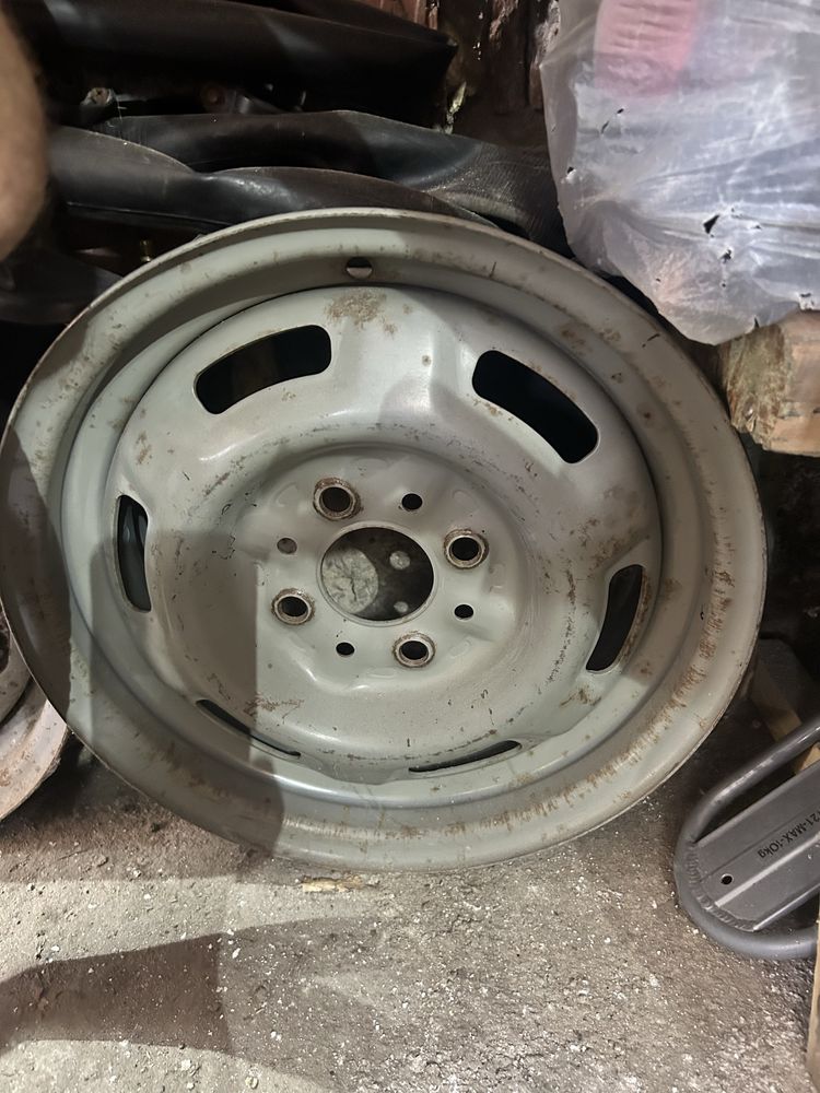 Диск R13 4x98 болотного цвета
