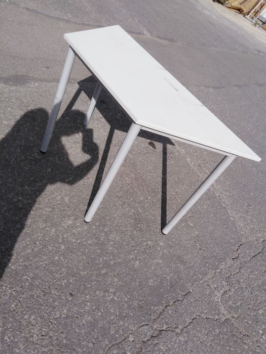 Бюро трапецовидно 130х50