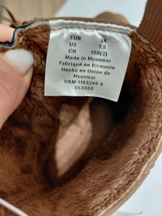 Ghete fetite H&M-  noi cu eticheta